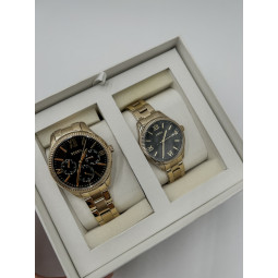 SET FOSSIL NEGRO Y DORADO